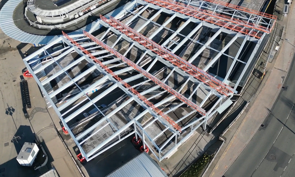 Steel structure covering a large open market