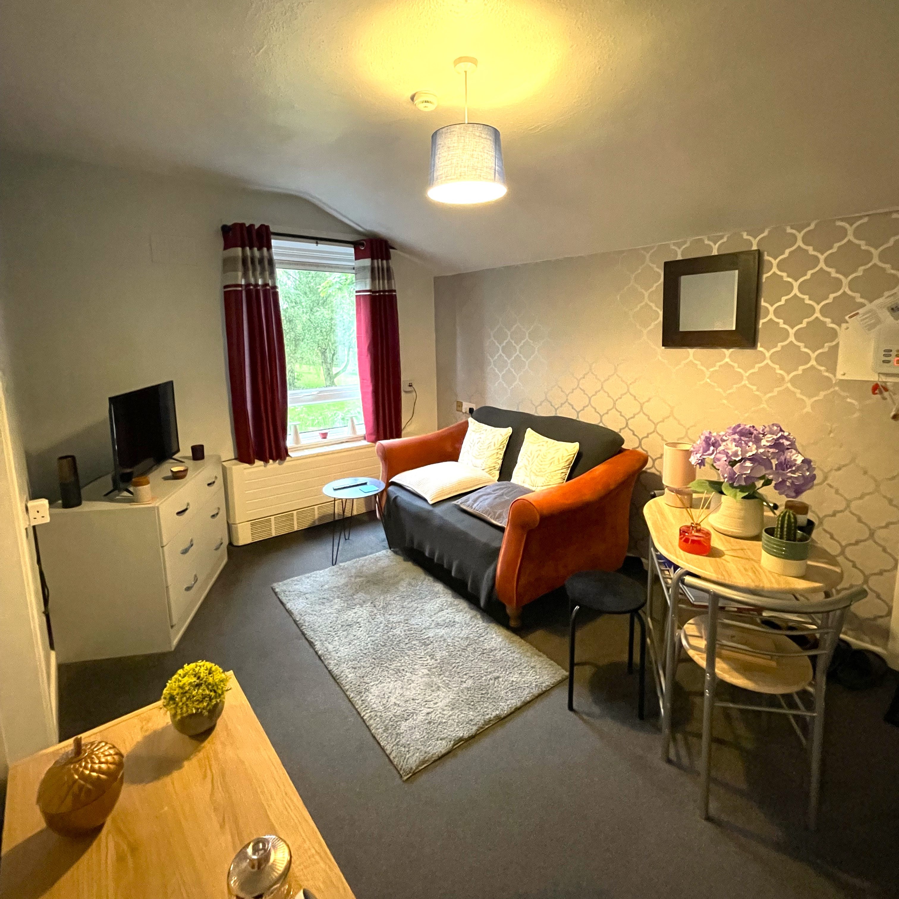 1-Bed Flat Living Room 