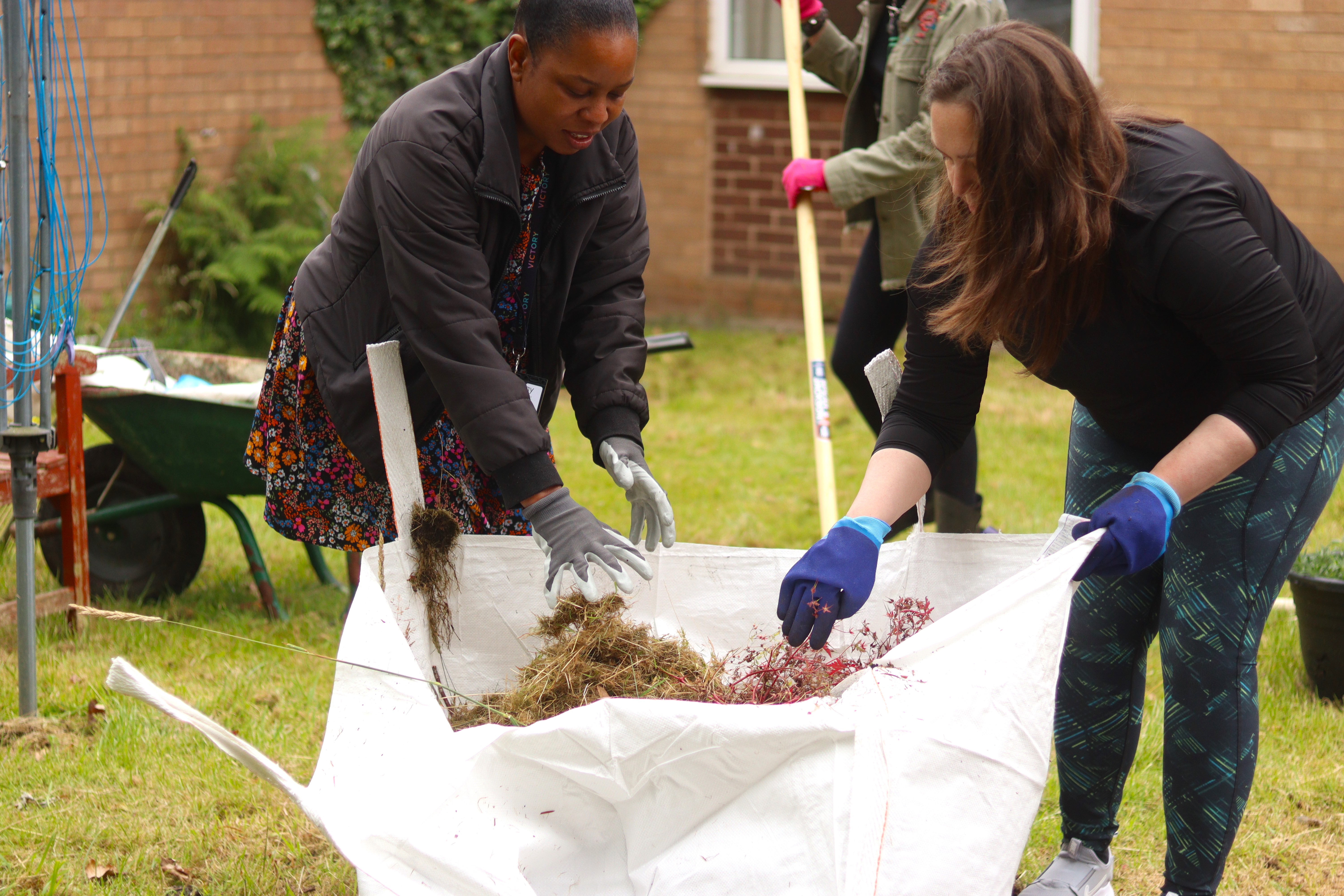 Volunteers clearing rubbish