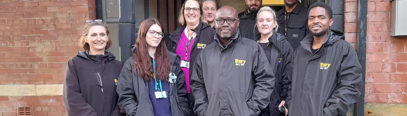 bury est staff photo