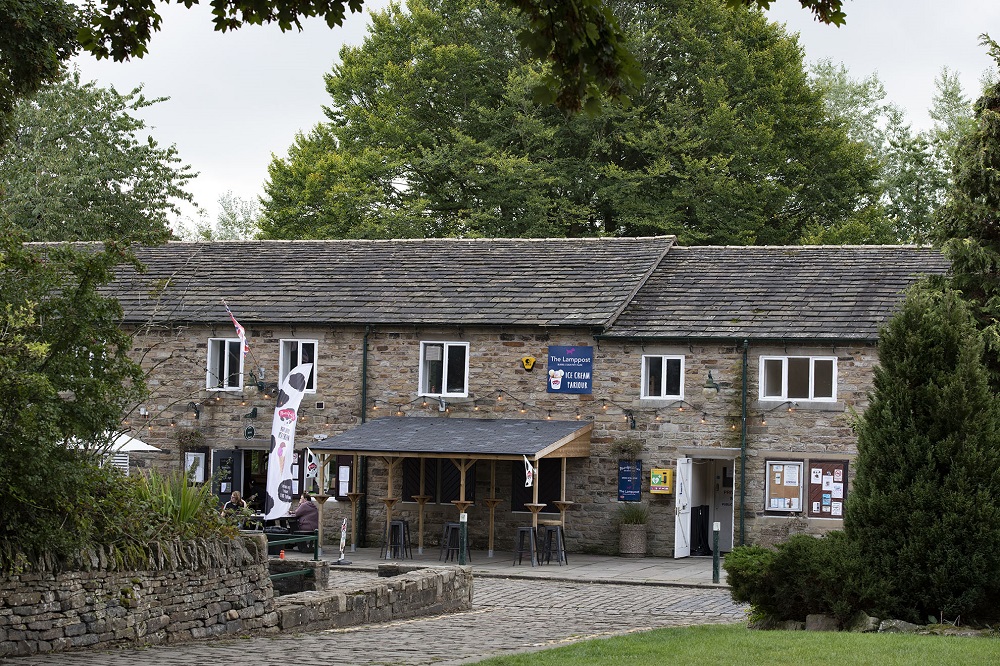 Pathway and buildings with cafe.